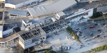 Terremoto de 7.1 sacude Japón, hay muertos y decenas de heridos.