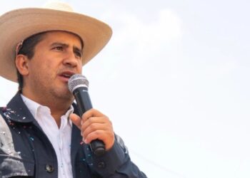 Asesinato de Carlos Manzo habría sido una represalia de Los Rs.