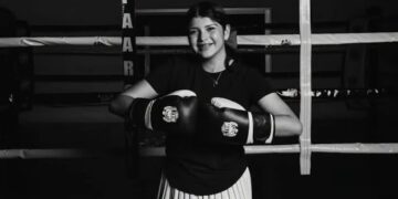Investigan muerte de Dafne Zapata en campamento militarizado.