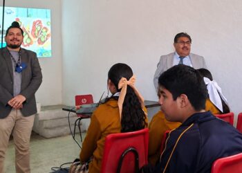 Lleva ITESHU orientación alimentaria a secundarias de la región
