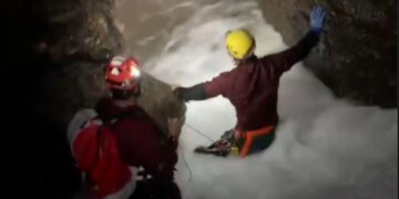 Cuetzalan, Puebla: Lluvias frenan rescate de excursionistas muertos en gruta
