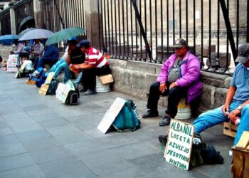 Alarma laboral: casi 1.8 millones de mexicanos buscan empleo