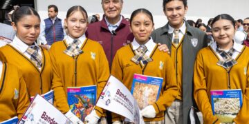 Hidalgo destaca a nivel nacional por cobertura y permanencia en educación básica