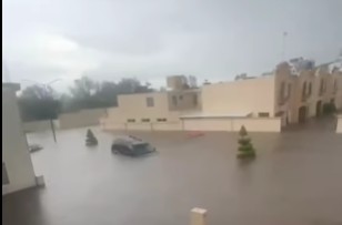 Caos en Tizayuca: Las lluvias convierten calles en ríos caudalosos y arrastran vehículos