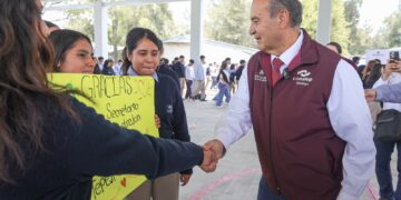 Entrega Natividad Castrejón obra de 4.3 mdp en Conalep plantel Tepeji