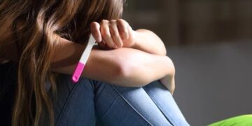 Niña embarazada por violencia sexual accede a aborto legal.
