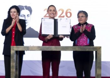Decreto de Sheinbaum impulsa nueva política de transparencia.