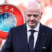 UEFA prepara denuncia contra Infantino, presidente de la FIFA.