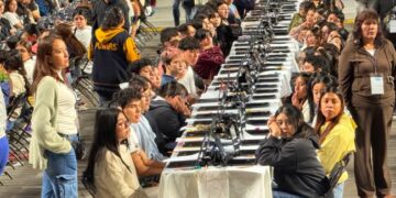 UNAM termina examen presencial tras irregularidades en prueba.