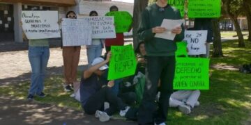 “Mi lugar se respeta”: Aspirantes toman la UNAM tras anulación de examen