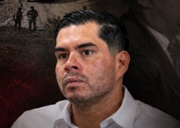 Hallan en fosa clandestina a exasesor de Rocha Moya vinculado al crimen organizado