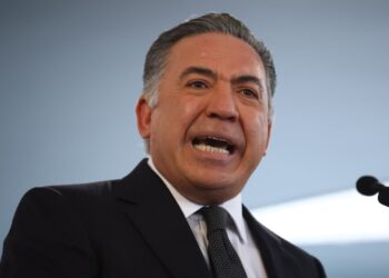 Inzunza retoma curul tras 124 días y bajo sospecha en EU