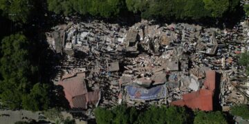 Colombia: Sismo de 7.4 causa devastación masiva y cobra 111 vidas