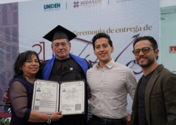 UNIDEH entrega 65 títulos y suma nuevos Campus Virtuales
