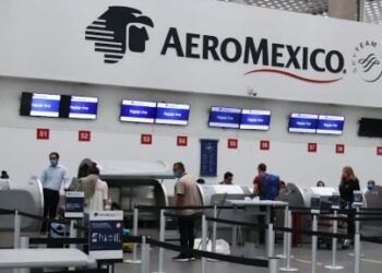 Detectan en Telegram supuesta base de datos de Aeroméxico.