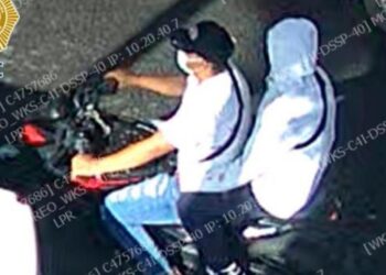 Matan a joven afuera del CETIS 33; sicarios huyen en moto