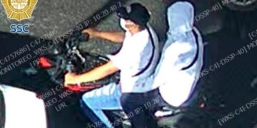 Matan a joven afuera del CETIS 33; sicarios huyen en moto