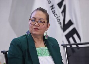Baja clave en INE: renuncia Espino, secretaria ejecutiva