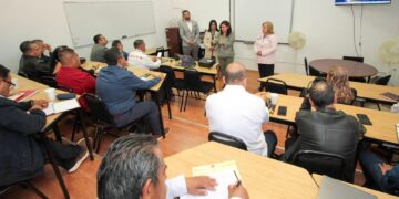 Capacita SEPH a coordinadores de los Centros de Maestros