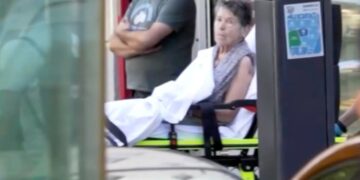 Desalojan a Maricarmen, vivió 70 años en su casa de Madrid.