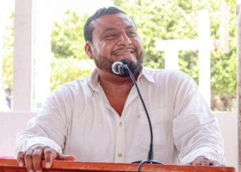 Presidente municipal de Juchitán es detenido durante operativo.