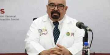 ¡Pues no opere!, amenaza jefe de IMSS ante desabasto