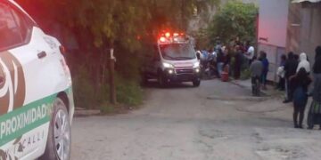 Cuautitlán Izcalli: Pirotecnia estalla en procesión, deja un muerto y 10 heridos