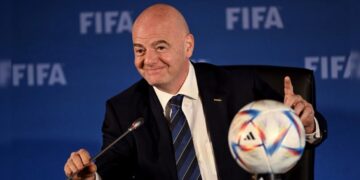 UEFA y Concacaf exigen a FIFA repartir ganancias del Mundial