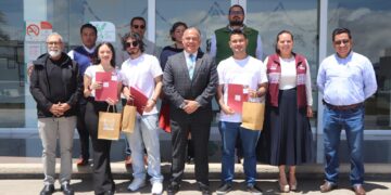 UPT fortalece la movilidad internacional con estudiantes de Colombia