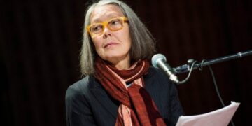 Anne Carson, la poeta canadiense que conquistó el Nobel de Literatura.