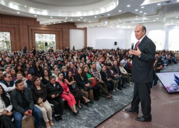 Natividad Castrejón destaca el papel de las familias en la formación de niñas y niños