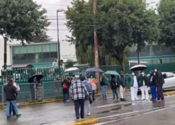 Trabajadores del IMSS convocan a paro nacional tras fracasar diálogo con Segob.