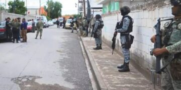 Exalumnos son detenidos tras ataque en secundaria de Torreón; hay un muerto.