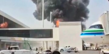 Riad, bajo fuego: ataque mortal paraliza su aeropuerto