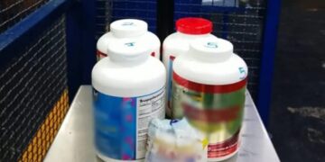 Aduanas asegura 8 mil 659 pastillas con hidrocodona en el AICM.