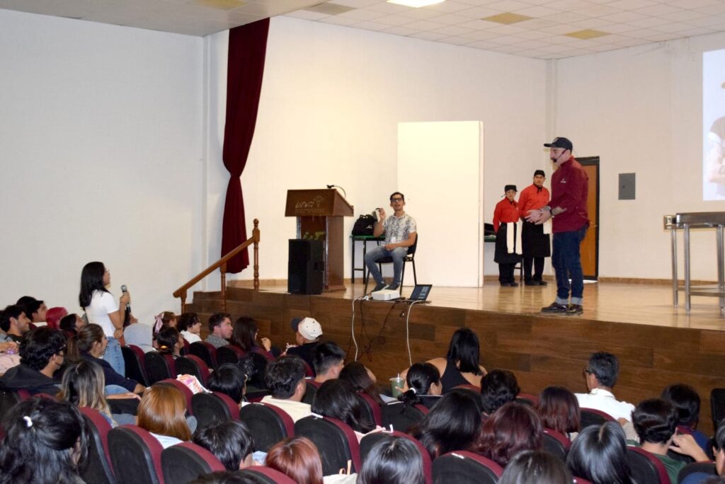 Estudiantes de la UTVM participan en Master Class de Gastronomía
