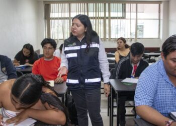 Docente de la UTMZ participará en seminario de minería en China