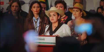 Grecia Quiroz exige a FGR investigar quién ordenó el crimen de Carlos Manzo