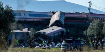 Tragedia en Toledo: dos trenes chocan y dejan decenas de víctimas (VIDEOS).