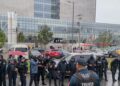 IMSS: protestas por salarios terminan en choques con policías