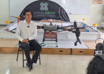 Estudiante de Conalep Hidalgo desarrolla dron para apoyar la reforestación