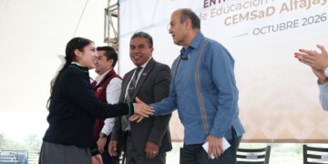 Natividad Castrejón entregó nuevos espacios educativos en beneficio de estudiantes de Alfajayucan