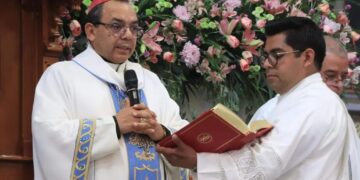 Amenazas contra obispo movilizan firmas y activan investigación