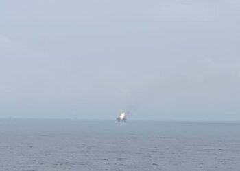 Incendio en plataforma de Pemex activa alerta en Campeche